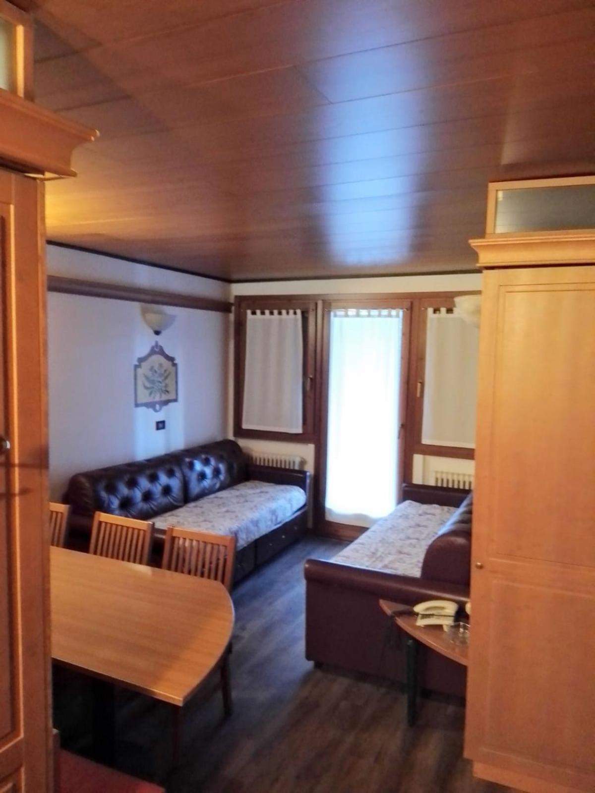מדונה די קמפיליו Residence Orsa Maggiore חדר תמונה